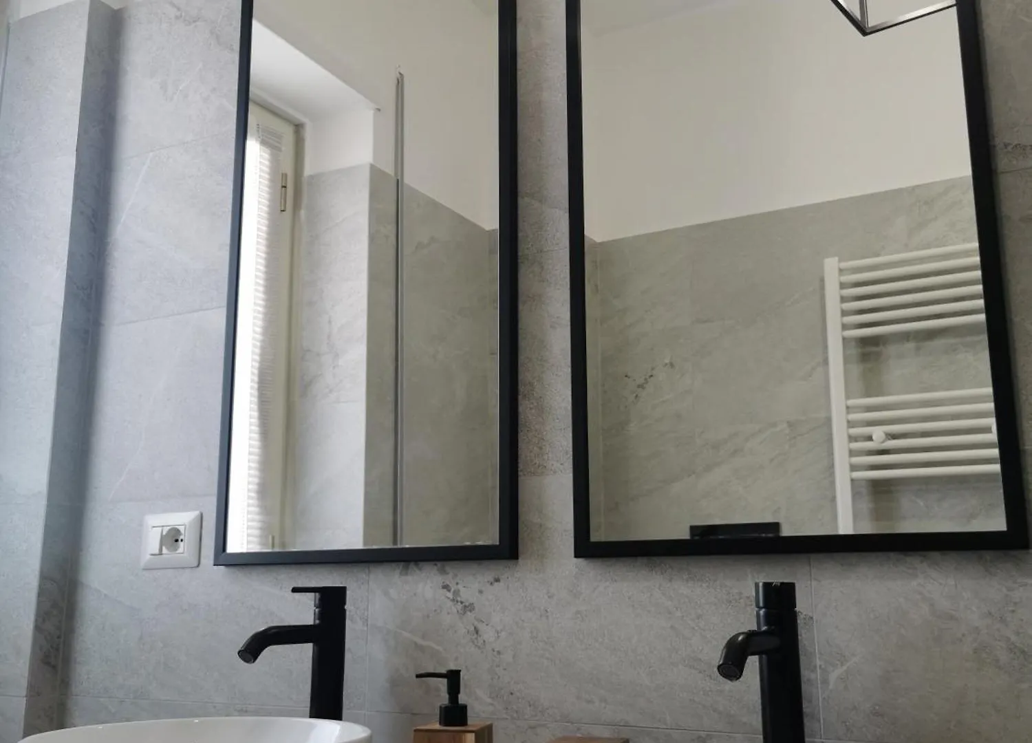 Apartment A Due Passi Da Trastevere Rome Italy